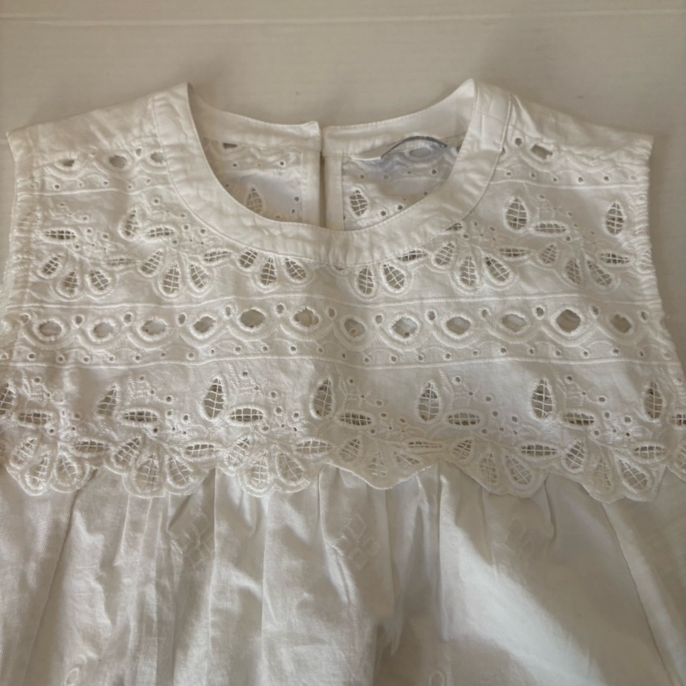 NWT….LUCKY BRAND White Sleeveless Embroidered Top - Picture 7 of 8